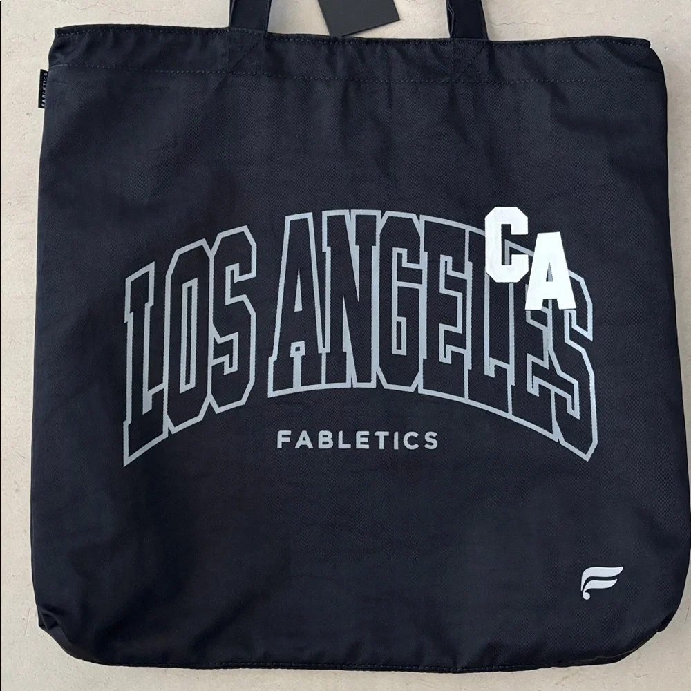 Sale! Sale! NWT Fabletics Los Angeles CA Zippered and Lined Tote Bag